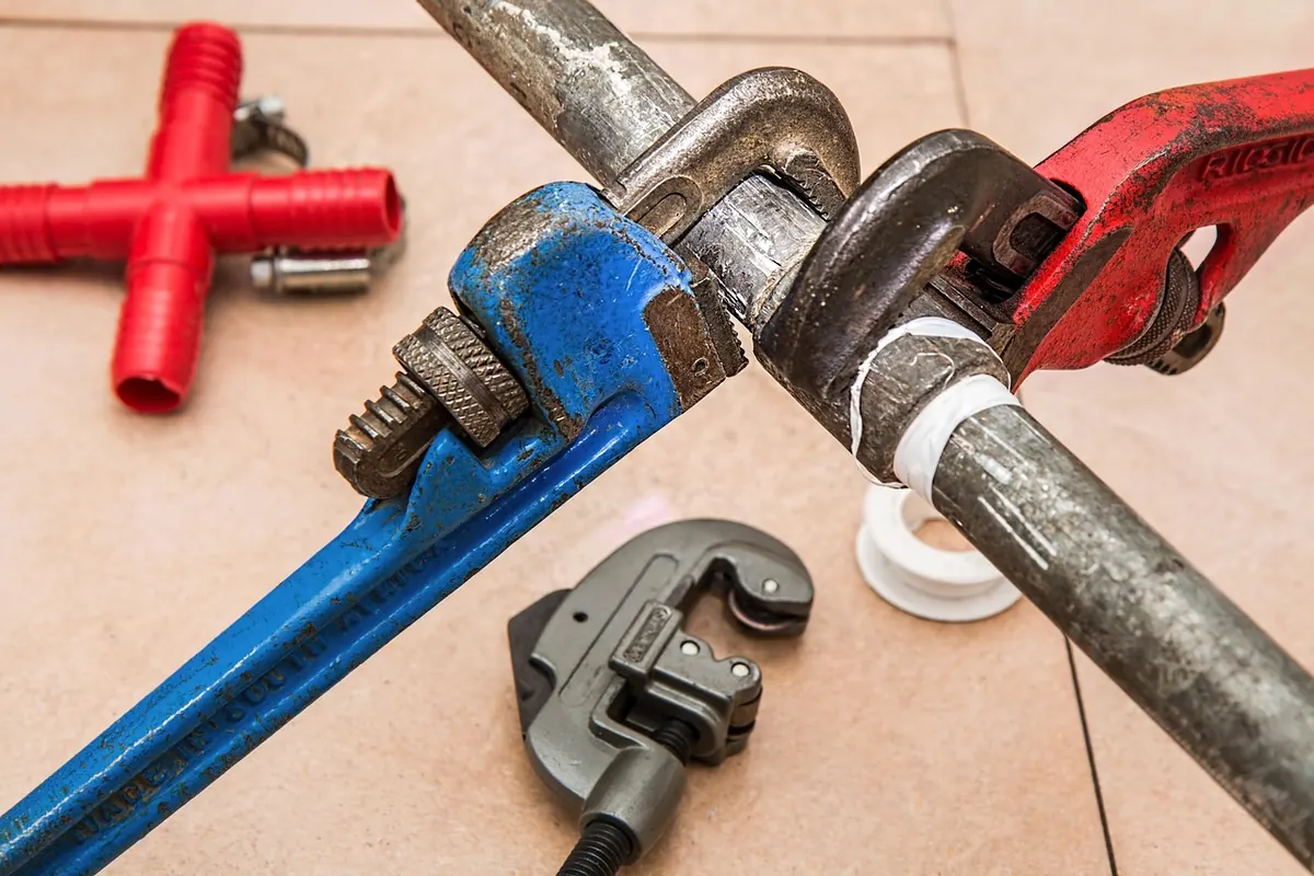 Common Mistakes to Avoid When Repairing Chimney Flashings